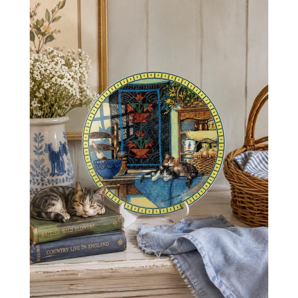 Hanna Elisabeth Lidman Cat Kitchen Collector Plate 8.5" Decorative Folk Art